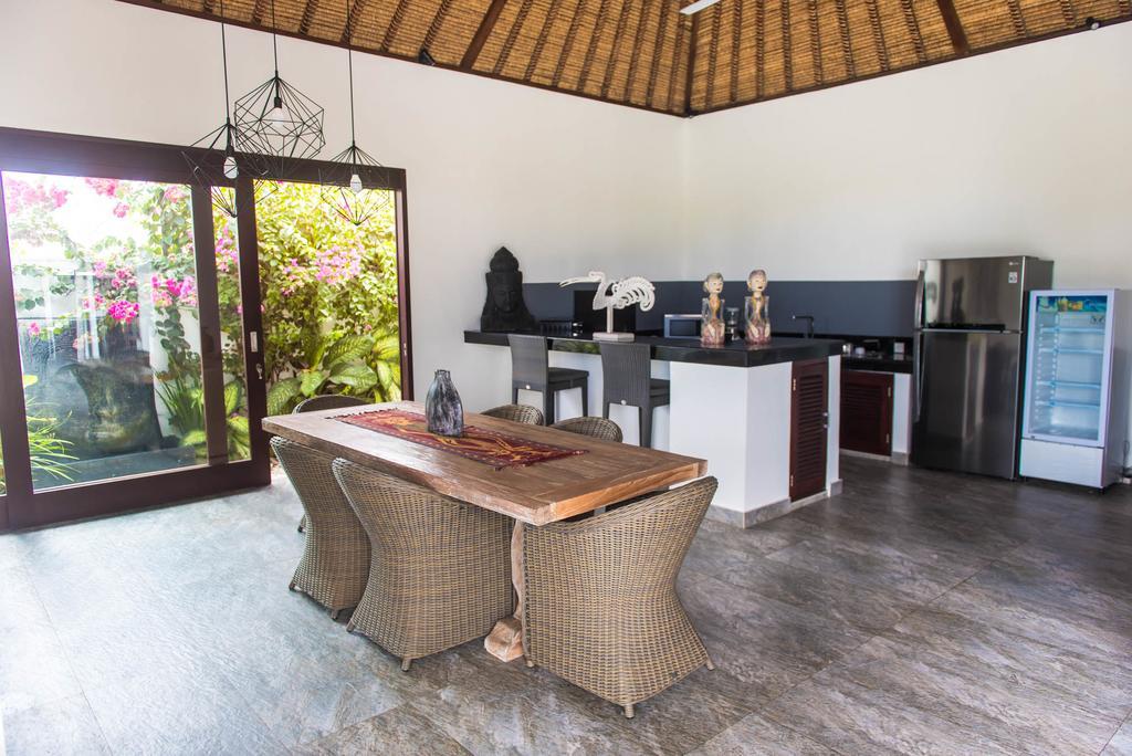 Villa Michiko Uluwatu Eksteriør billede