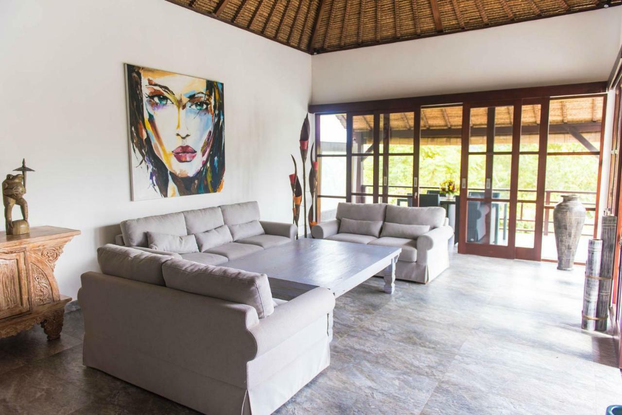 Villa Michiko Uluwatu Eksteriør billede