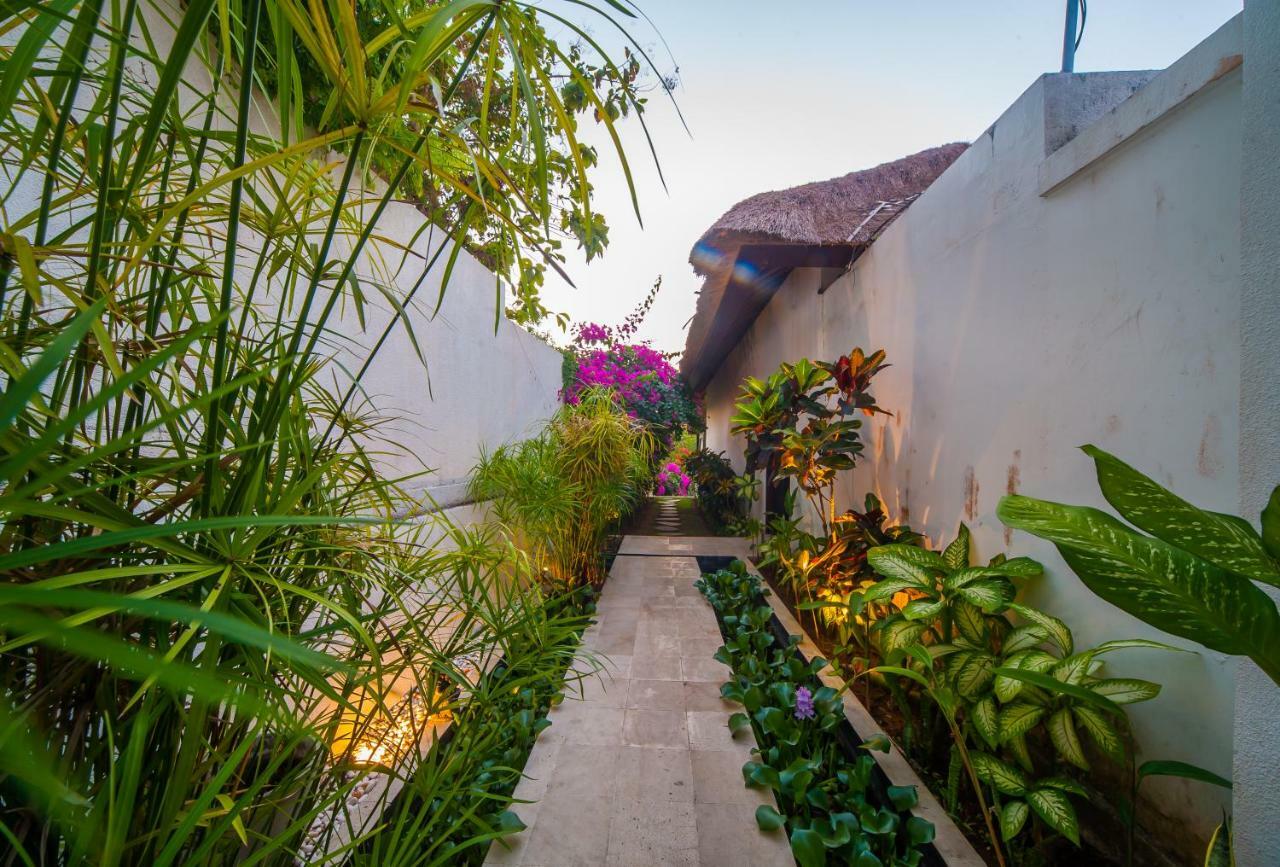 Villa Michiko Uluwatu Eksteriør billede